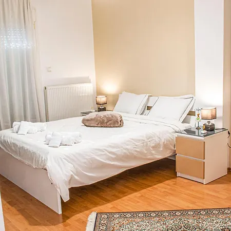 Chloe Maxi 110sqm Apartamento Kastoria