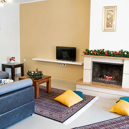 Chloe Maxi 110sqm Apartmán *