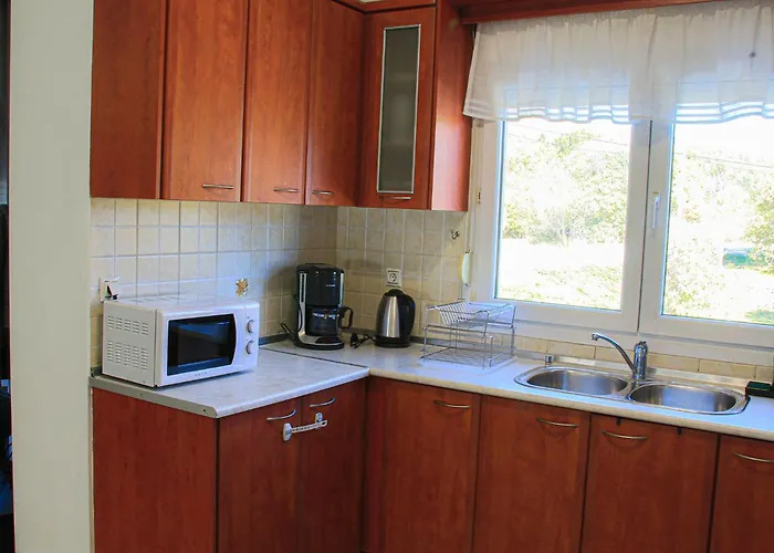 Chloe Maxi 110sqm Apartment